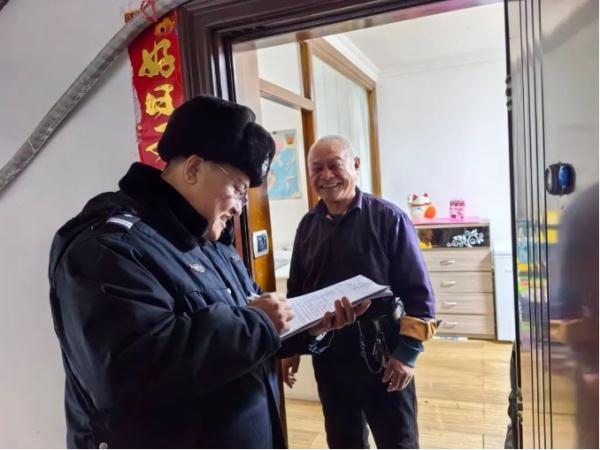 “第一次”升旗仪式、“第一次”巡边踏查……一起看看戍边人新年独有的“仪式感”