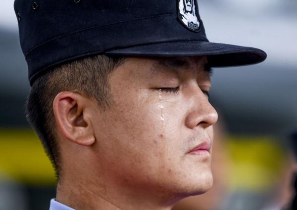 2023年，我在泪光闪动中感受祖国的温暖