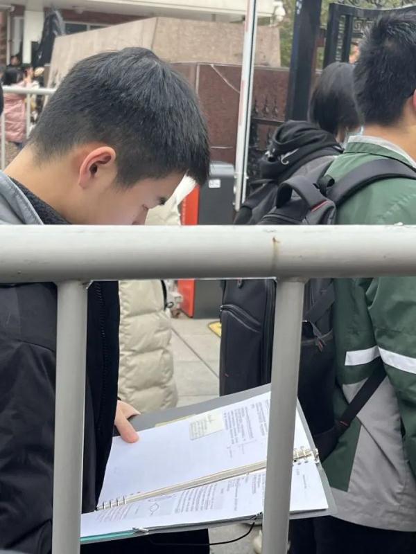 今天，2024年浙江高考首考开启