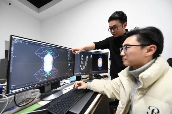 这群年轻人，拍出了科学之美！