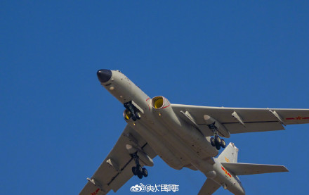 压迫感溢出屏幕!战神轰6K新年霸气首飞 压迫感溢出屏幕!战神轰6K新年霸气首飞