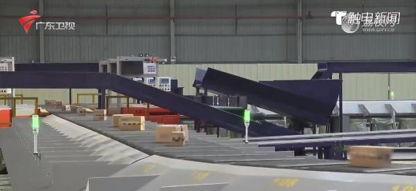 最高罚3万!快递小哥的这些行为被明令禁止 最高罚3万!快递小哥的这些行为被明令禁止