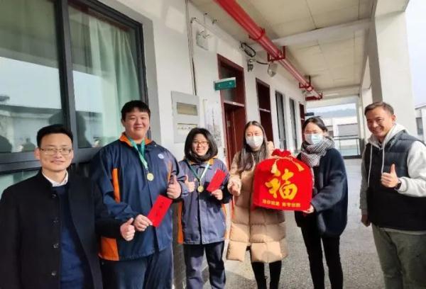 今天，2024年浙江高考首考开启