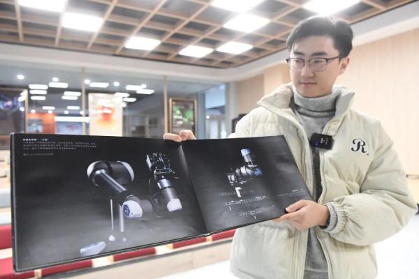 这群年轻人，拍出了科学之美！