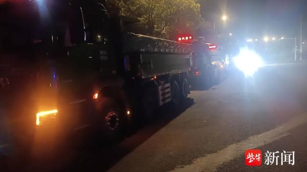 罚!自恃临时号牌,六辆新车肆意任性闯红灯 罚!自恃临时号牌,六辆新车肆意任性闯红灯