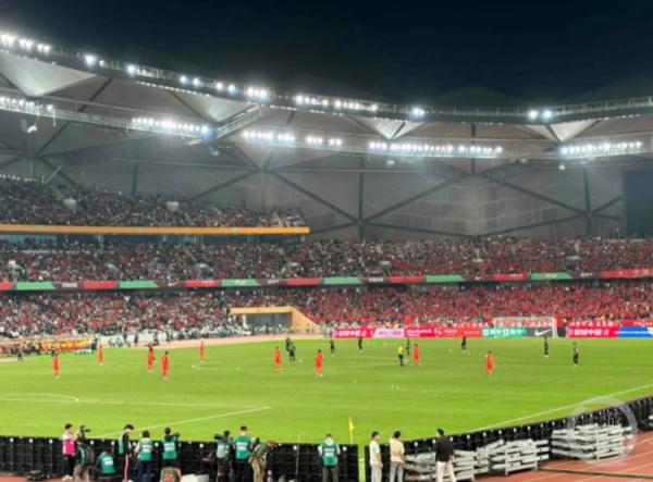 球迷吐槽C罗中国行票价虚高座位“随机” 球迷吐槽C罗中国行票价虚高座位“随机”