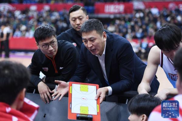 CBA常规赛|青岛国信水产胜浙江稠州金租 CBA常规赛|青岛国信水产胜浙江稠州金租