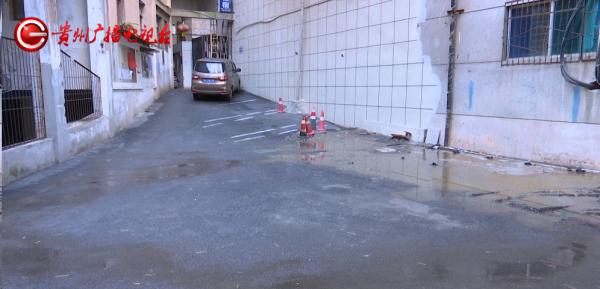 贵阳一小区居民天天捂着口鼻回家，直呼着不住！怀疑和这个有关……