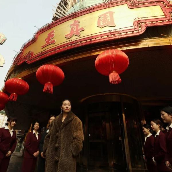 《繁花》是不是过于繁华了？到“黄河路”一探究竟→