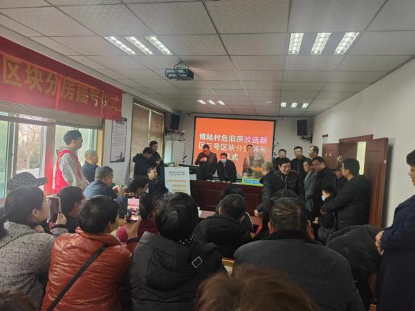 实名羡慕！杭州一地村民众筹1.2亿盖新房，全是豪华大别墅