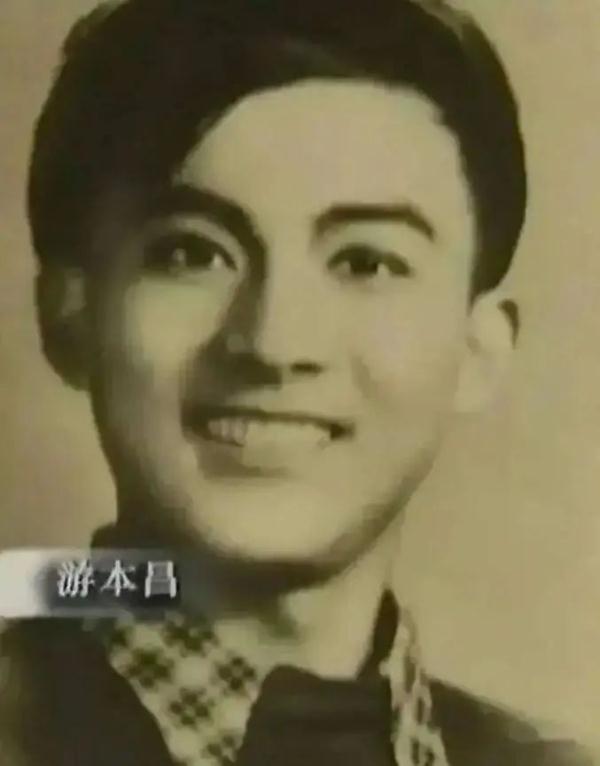 《繁花》里这位“90后”年轻时的照片曝光！网友惊叹：比胡歌还帅