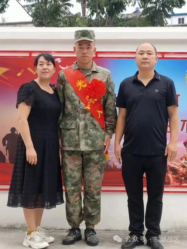 当兵第一年，他荣立三等功！