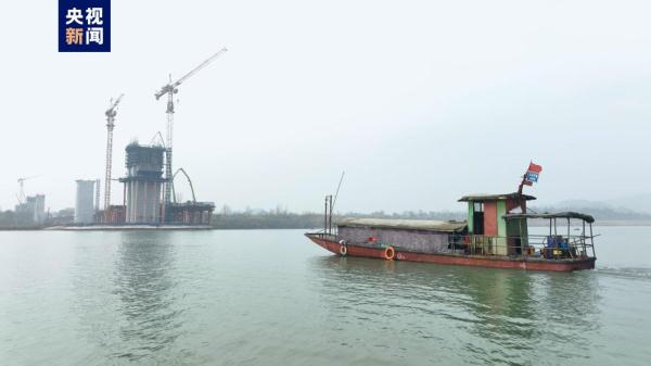 成达万高铁嘉陵江特大桥零号块浇筑完成
