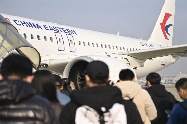 上海虹桥—北京大兴，C919执飞！现场直击