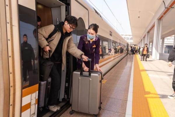 铁路上海站上新：增加新线路，升级新车型！这些地方可以一“部”到位