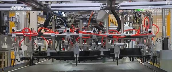 活力“中小微”创新能力增强 政策“大礼包”助推企业发展后劲