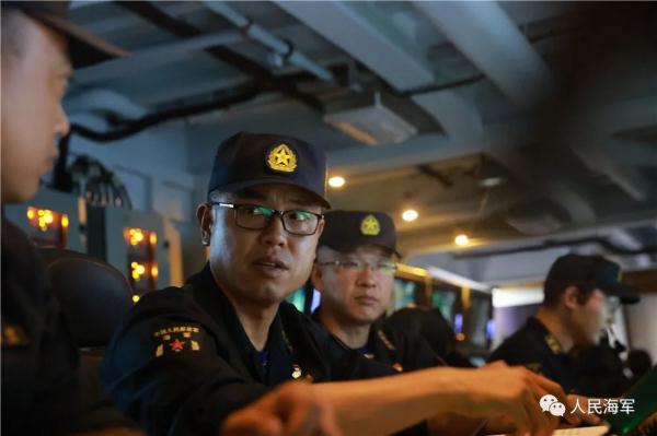 首次实射舰空导弹全部命中，他们有何秘诀