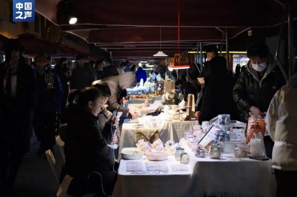 年轻人为何爱上了“景漂”？