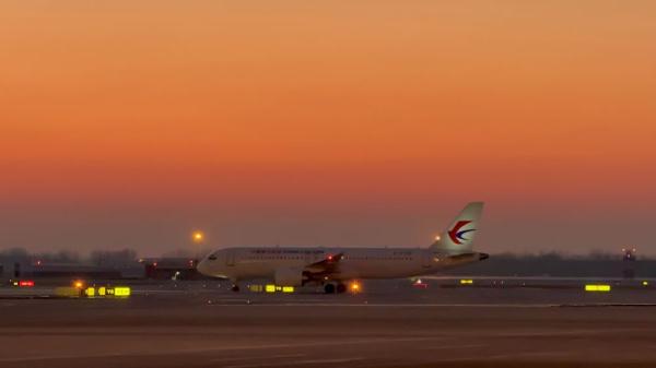 大飞机展翼新国门,东航C919首次执飞上海虹桥—北京大兴航线 大飞机展翼新国门,东航C919首次执飞上海虹桥—北京大兴航线