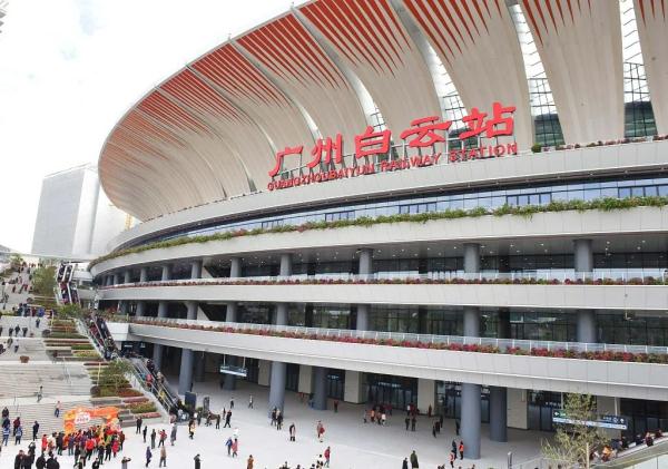 今起铁路调图!深圳往返香港更方便 今起铁路调图!深圳往返香港更方便