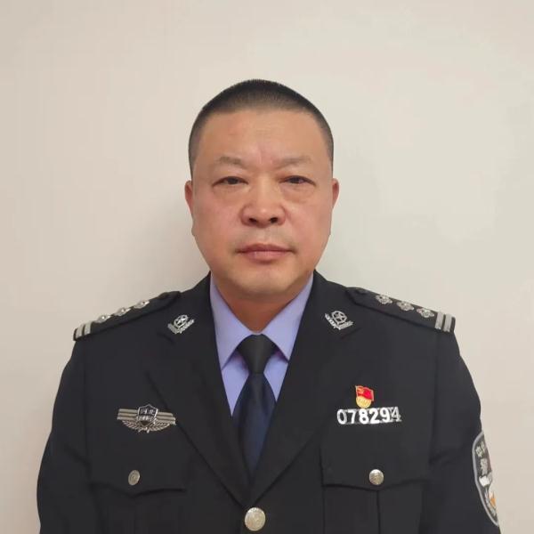 你要过警察节，就不能只过警察节~