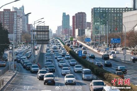 2023年全国机动车保有量4.35亿辆 2023年全国机动车保有量4.35亿辆