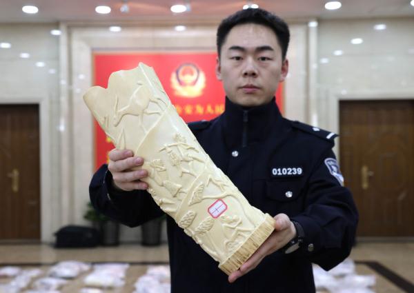 新华全媒+丨海关缉私部门：国境线上的忠诚卫士