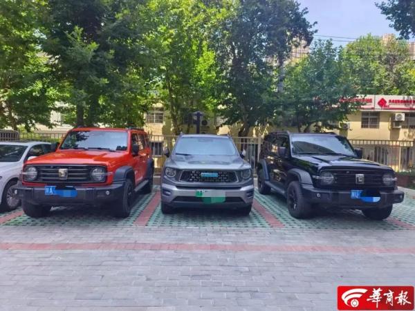 男子为证明车有问题,花20万又买了辆同款 男子为证明车有问题,花20万又买了辆同款