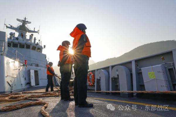 舰艇编队,出击! 舰艇编队,出击!