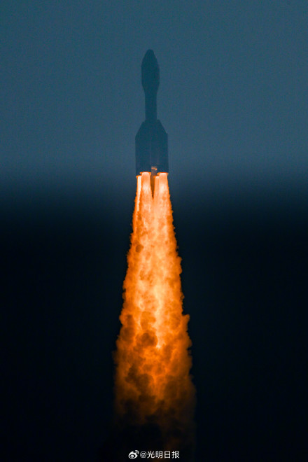 引力一号运载火箭海上发射成功 引力一号运载火箭海上发射成功