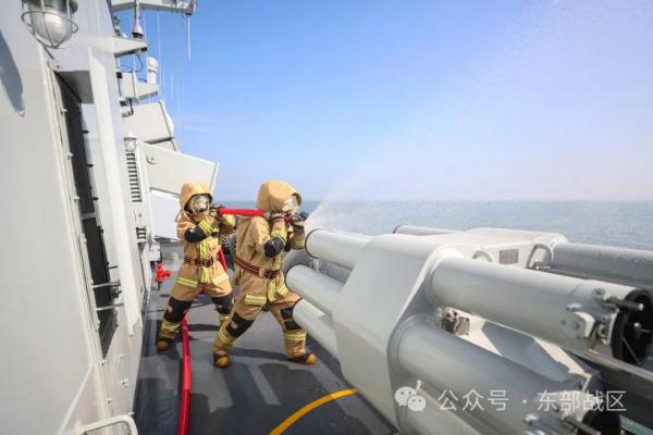 舰艇编队,出击! 舰艇编队,出击!