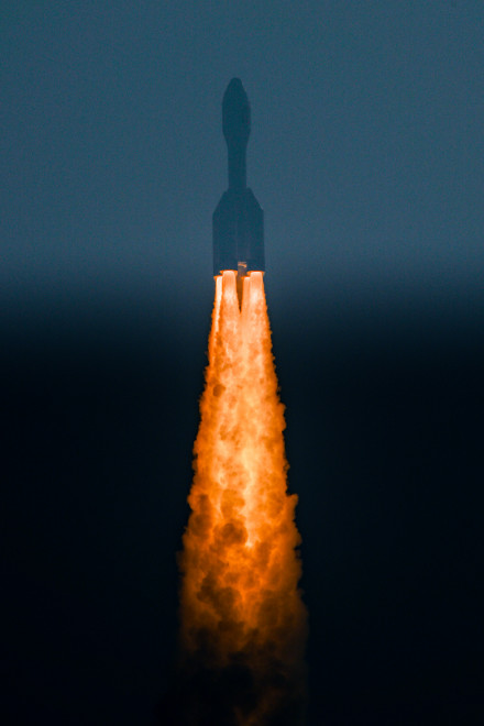 祝贺！全球最大固体运载火箭首飞成功