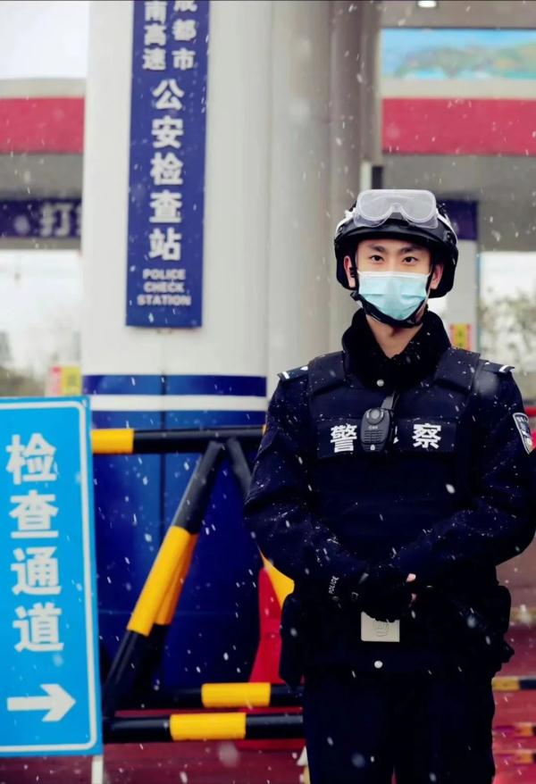 你要过警察节，就不能只过警察节~