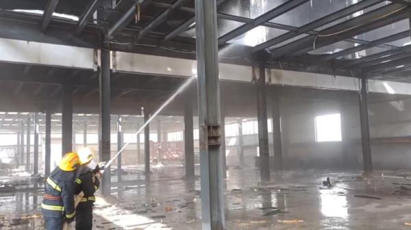 拘留5日!工人违规焊割致厂房被烧,损失120000元 拘留5日!工人违规焊割致厂房被烧,损失120000元