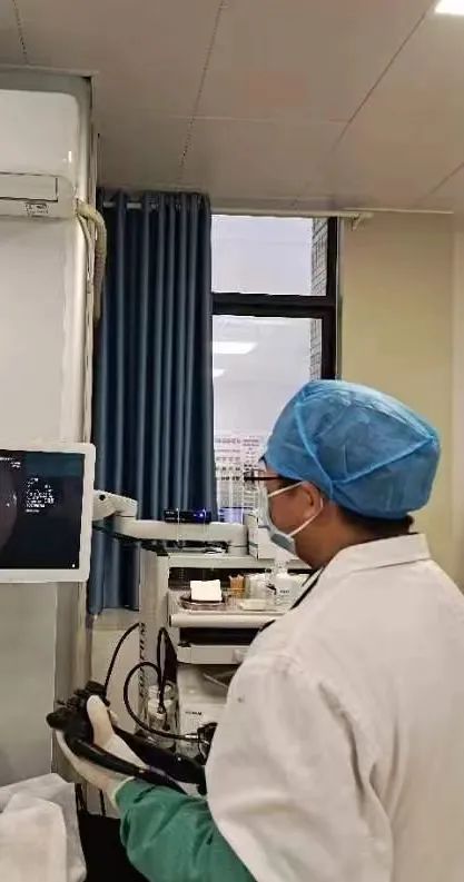 吓人!老人吃了三年“保健品”,肠子变黑似“蛇皮” 吓人!老人吃了三年“保健品”,肠子变黑似“蛇皮”