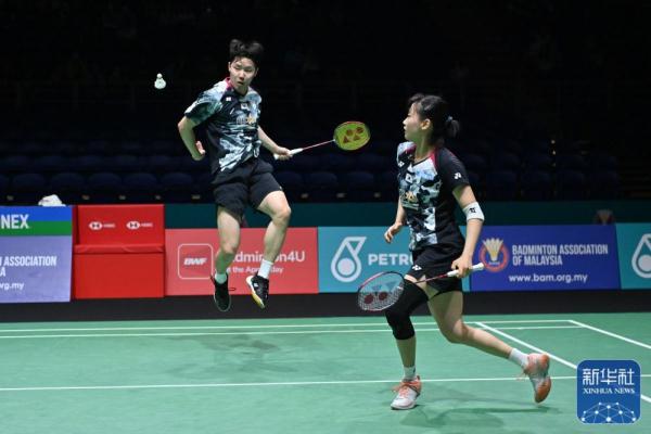 马来西亚羽毛球公开赛丨蒋振邦/魏雅欣晋级四强