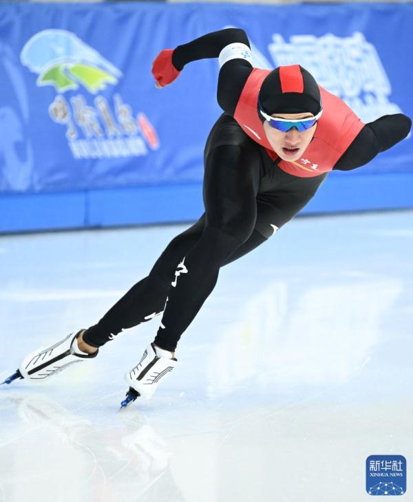 全冬会 | 速度滑冰公开组男子1000米:宁忠岩夺冠 全冬会 | 速度滑冰公开组男子1000米:宁忠岩夺冠