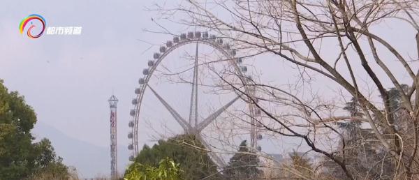 昆明朝云桥四面围挡拆除，市民散步看景更方便！