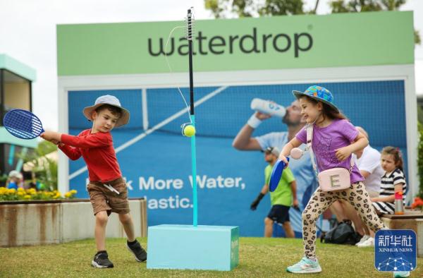 澳网|“儿童网球日”活动举行 澳网|“儿童网球日”活动举行