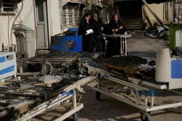 伊拉克一家妇幼保健医院突发大火,超24名儿童伤亡! 伊拉克一家妇幼保健医院突发大火,超24名儿童伤亡!