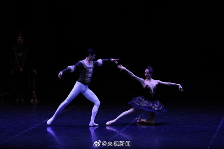 中央芭蕾舞团在香港跳起绝美天鹅湖