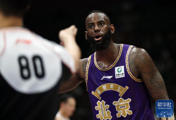 篮球丨CBA常规赛：北京控股不敌浙江稠州金租