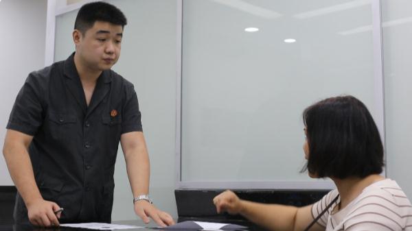 男子买了一套豪装法拍房，收房时却傻眼了！