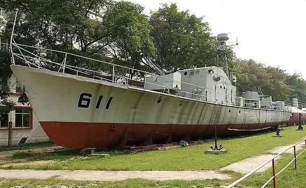 导弹快艇，出击！