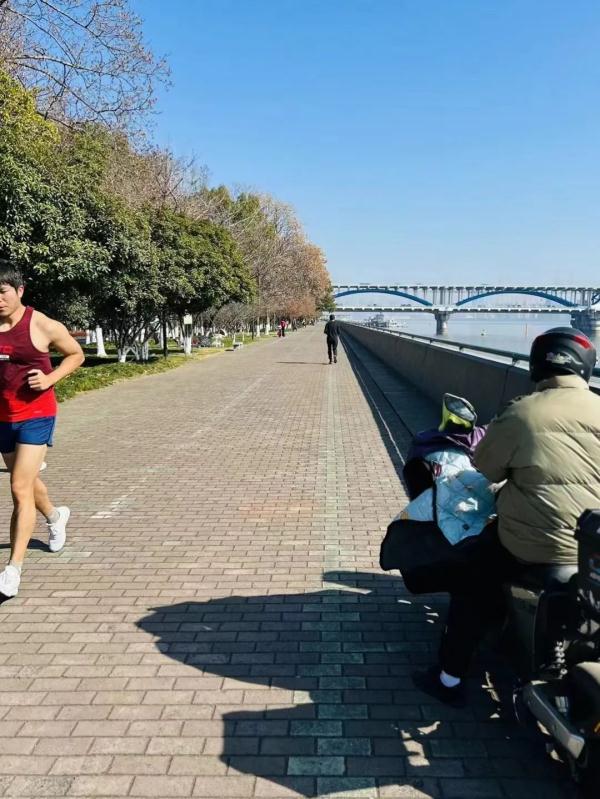 22.6℃，浙江有人热到穿短袖！但气温大转折马上到