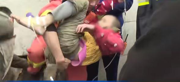 重庆9岁男孩失踪7天竟是被困这里—— 重庆9岁男孩失踪7天竟是被困这里——