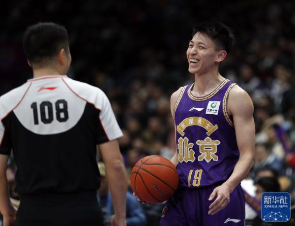 篮球丨CBA常规赛：北京控股不敌浙江稠州金租