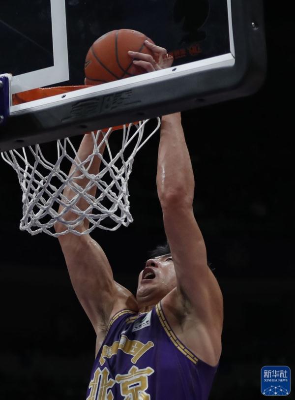 篮球丨CBA常规赛：北京控股不敌浙江稠州金租