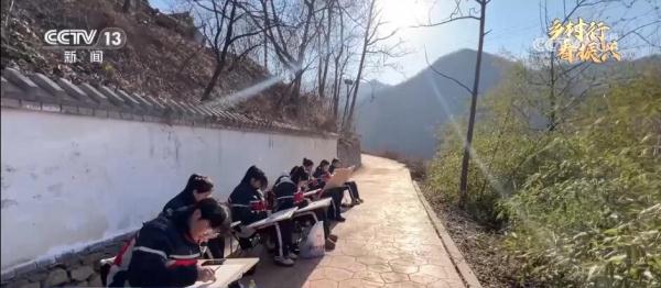 小山沟蕴藏大优势 “写生经济”绘出乡村腾飞“新画卷”