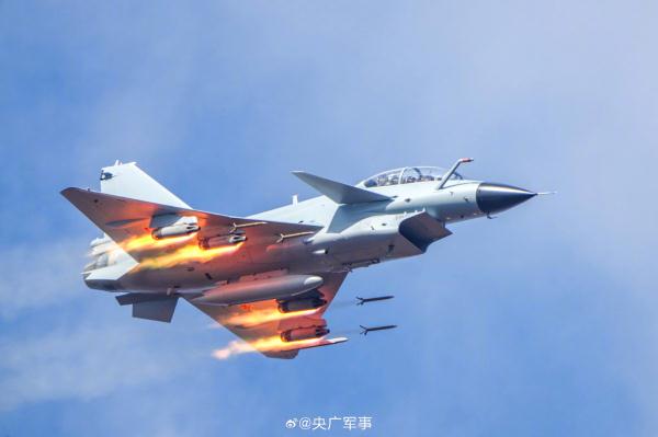 火力全开!南部战区空军实弹地靶训练 火力全开!南部战区空军实弹地靶训练